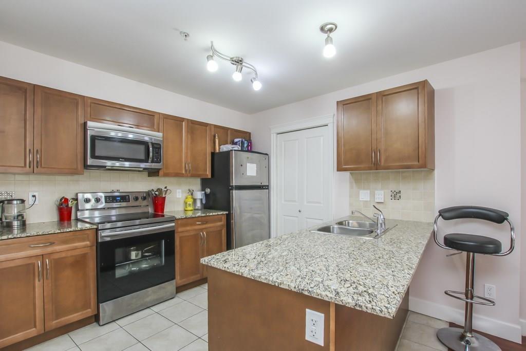 Property at 220 12088 75A AVENUE image 3