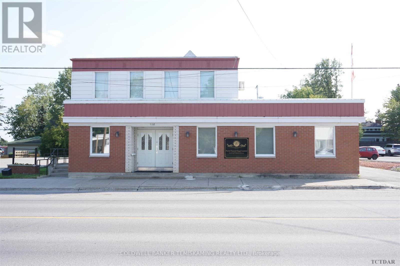 128 WHITEWOOD AVENUE W, Temiskaming Shores, Ontario