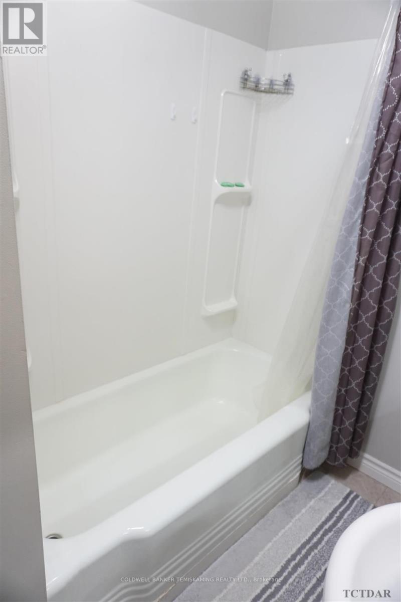 128 Whitewood Avenue W, Temiskaming Shores, Ontario  P0J 1P0 - Photo 33 - T9343015