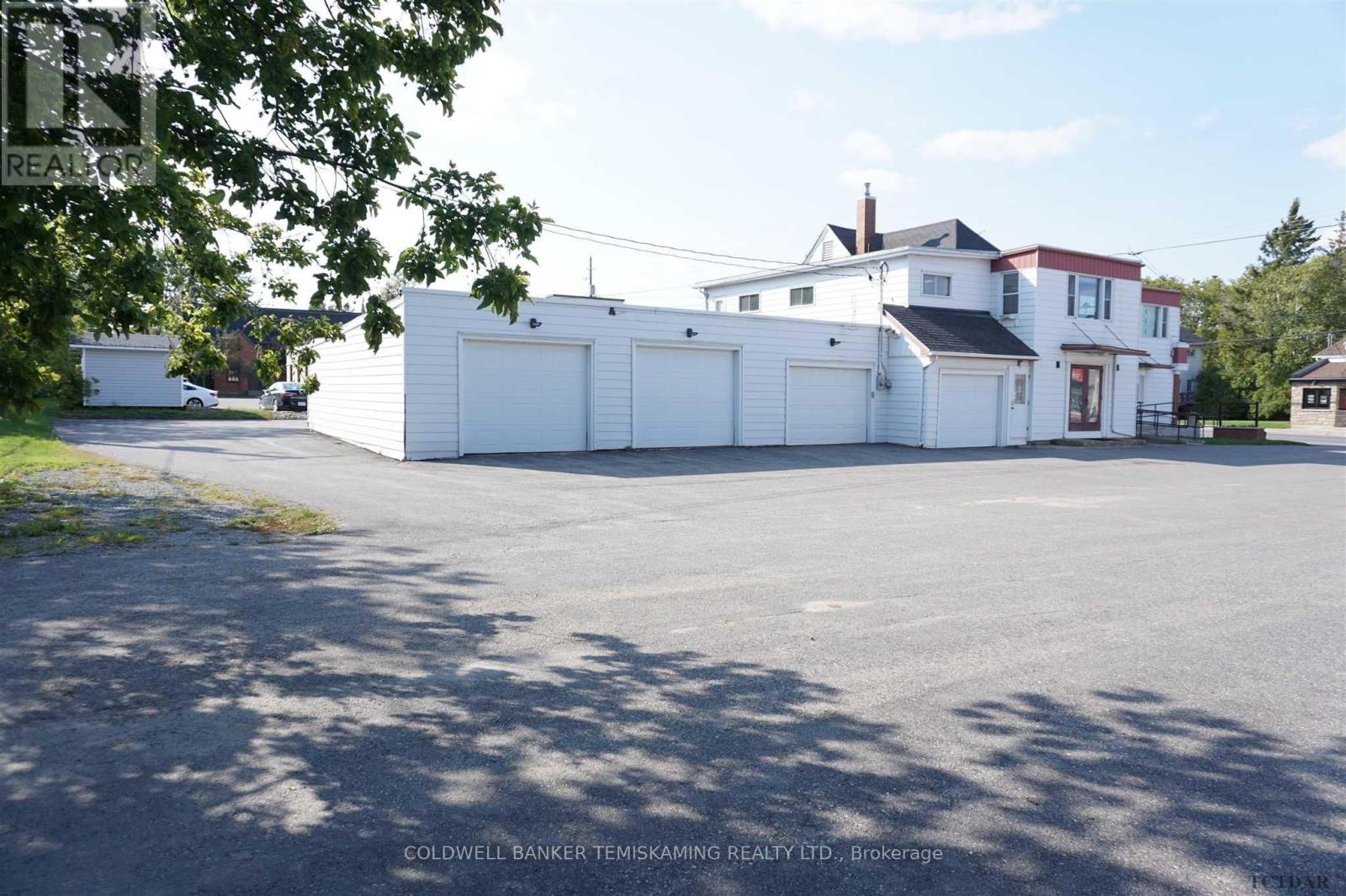 128 Whitewood Avenue W, Temiskaming Shores, Ontario  P0J 1P0 - Photo 4 - T9343015