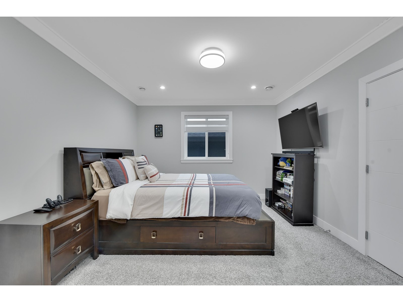 8885 Jedburgh Place, Surrey, British Columbia  V3V 6S1 - Photo 26 - R2963067