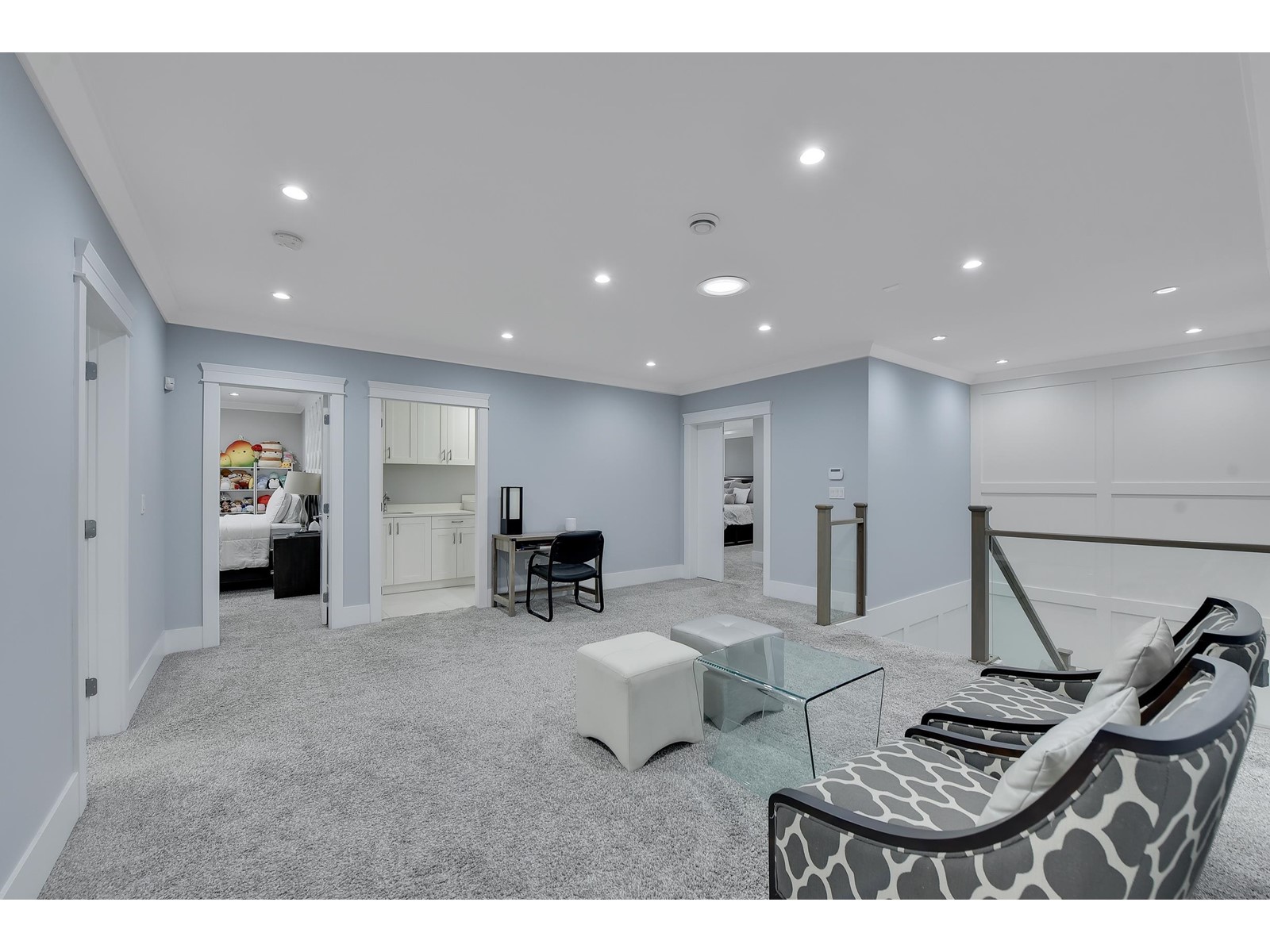8885 Jedburgh Place, Surrey, British Columbia  V3V 6S1 - Photo 19 - R2963067