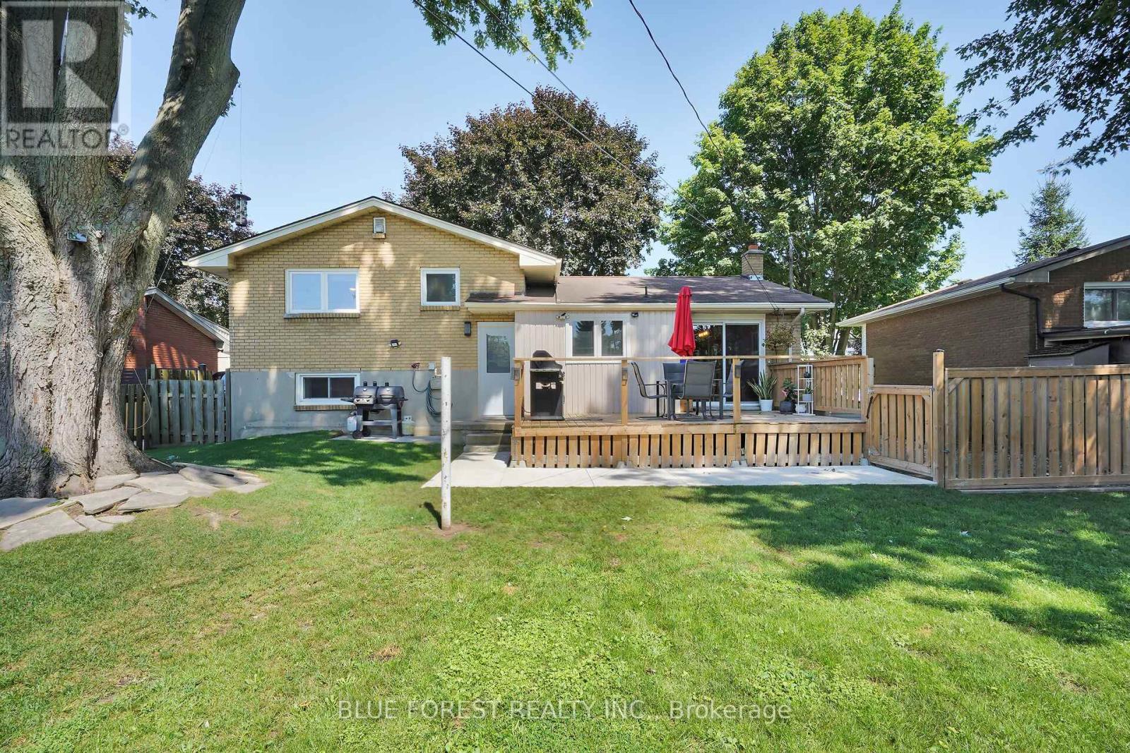 245 Chittick Crescent, Thames Centre (Dorchester), Ontario  N0L 1G3 - Photo 39 - X11956892