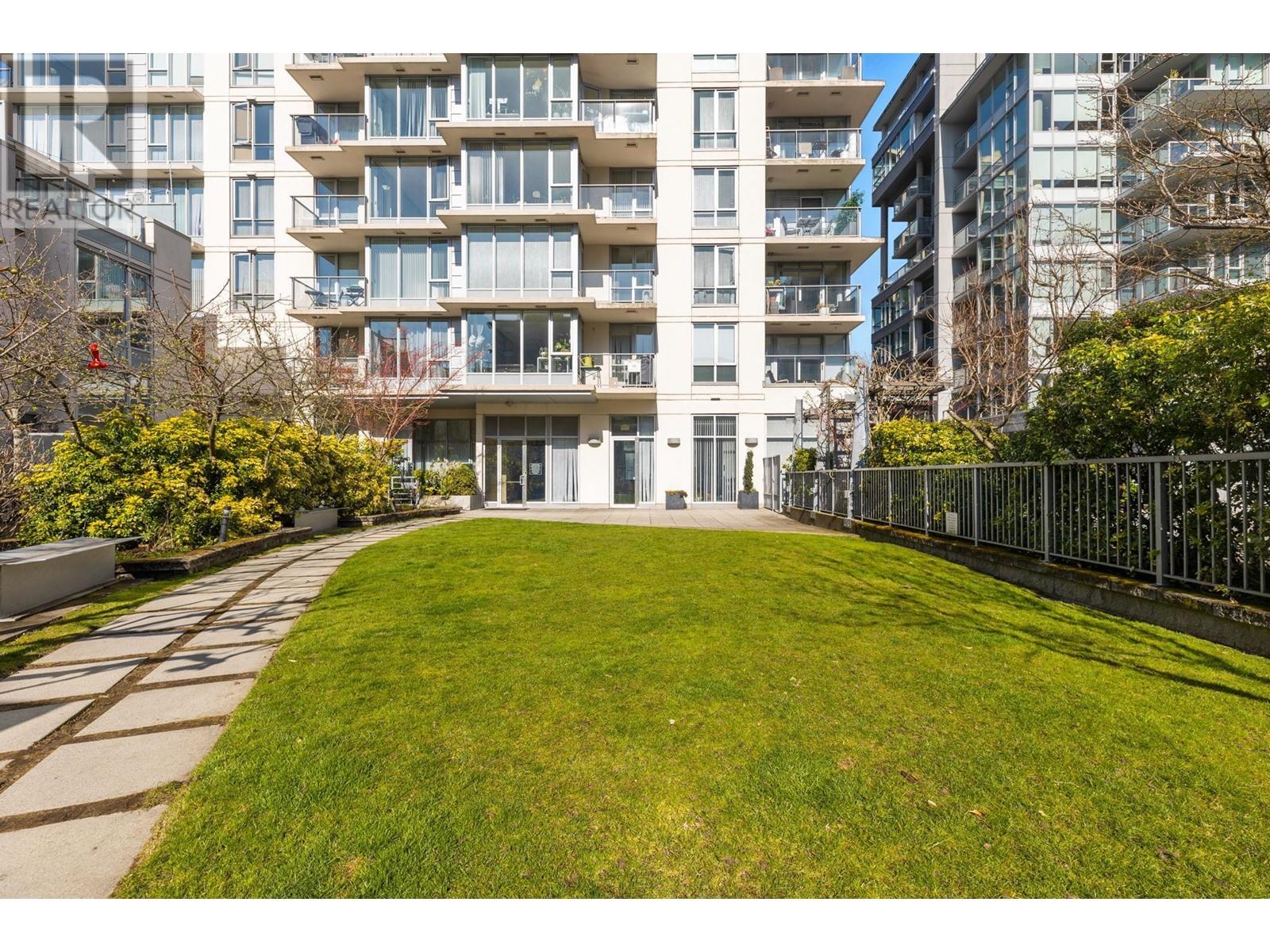 Listing Picture 32 of 34 : 1505 1833 CROWE STREET, Vancouver / 溫哥華 - 魯藝地產 Yvonne Lu Group - MLS Medallion Club Member