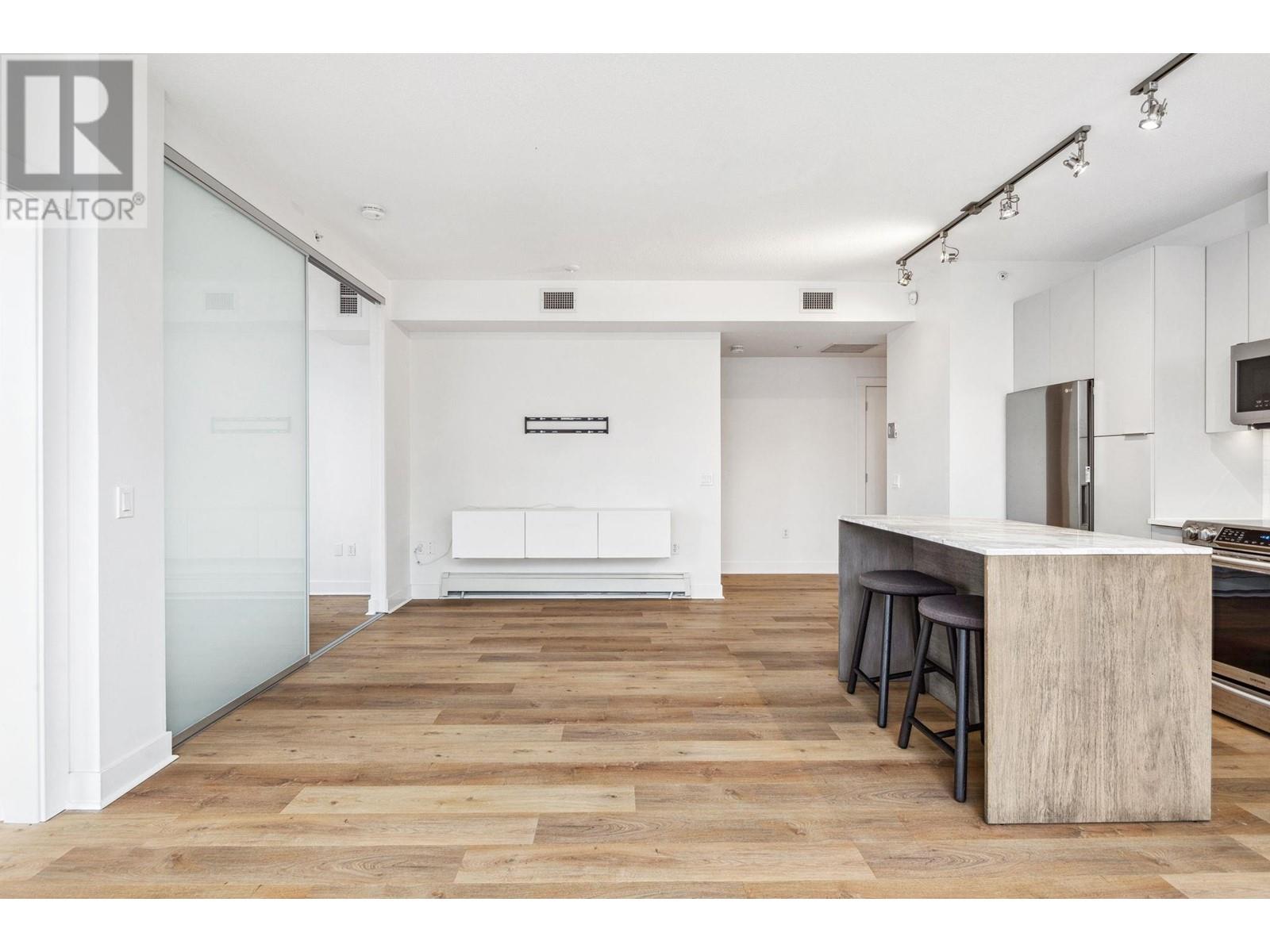 Listing Picture 12 of 34 : 1505 1833 CROWE STREET, Vancouver / 溫哥華 - 魯藝地產 Yvonne Lu Group - MLS Medallion Club Member