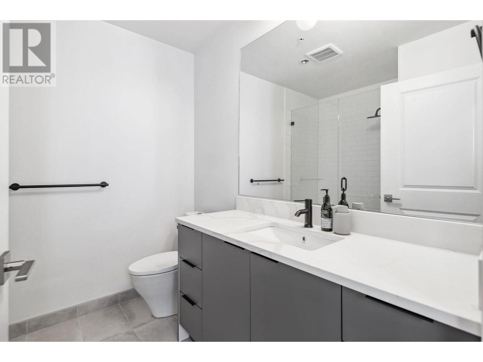 Listing Picture 24 of 34 : 1505 1833 CROWE STREET, Vancouver / 溫哥華 - 魯藝地產 Yvonne Lu Group - MLS Medallion Club Member