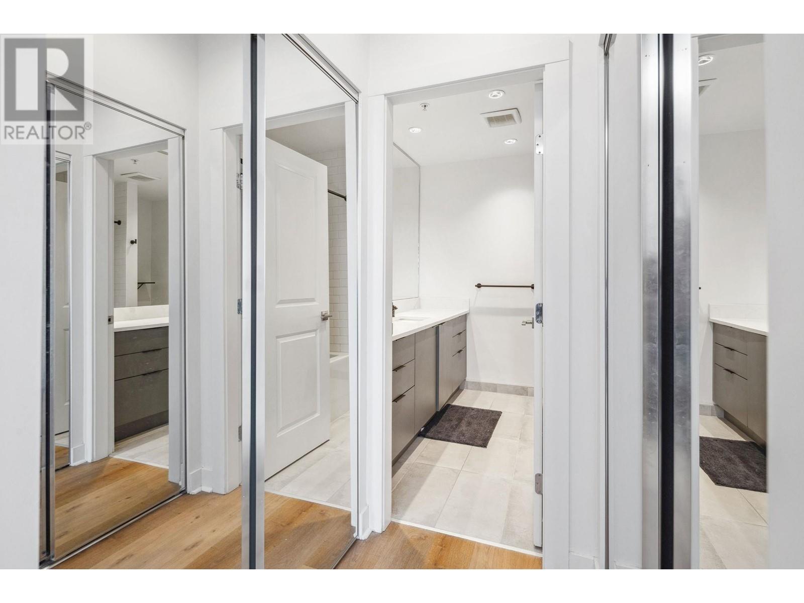 Listing Picture 19 of 34 : 1505 1833 CROWE STREET, Vancouver / 溫哥華 - 魯藝地產 Yvonne Lu Group - MLS Medallion Club Member