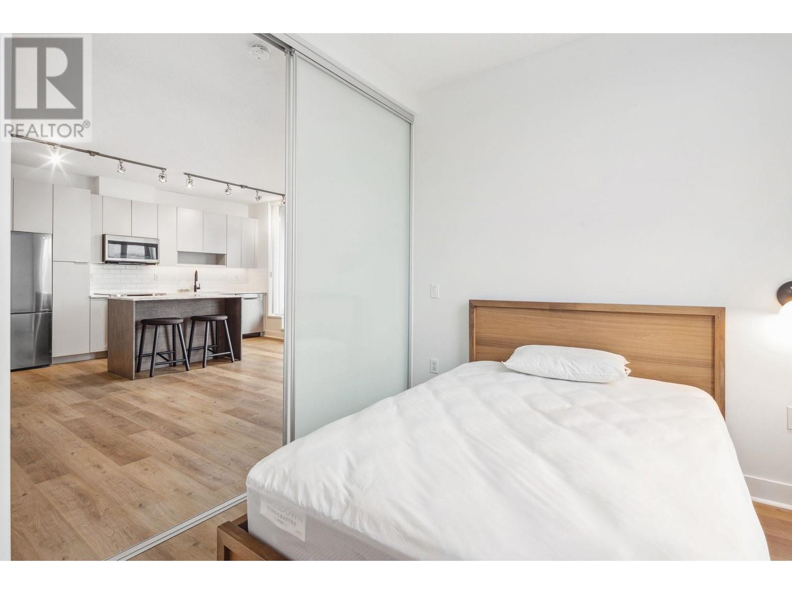 Listing Picture 22 of 34 : 1505 1833 CROWE STREET, Vancouver / 溫哥華 - 魯藝地產 Yvonne Lu Group - MLS Medallion Club Member