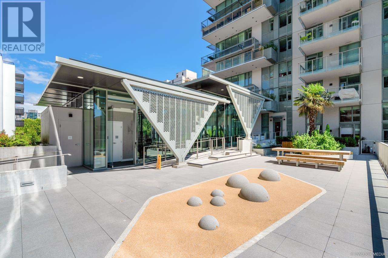 Property at 1301 1365 DAVIE STREET image 2