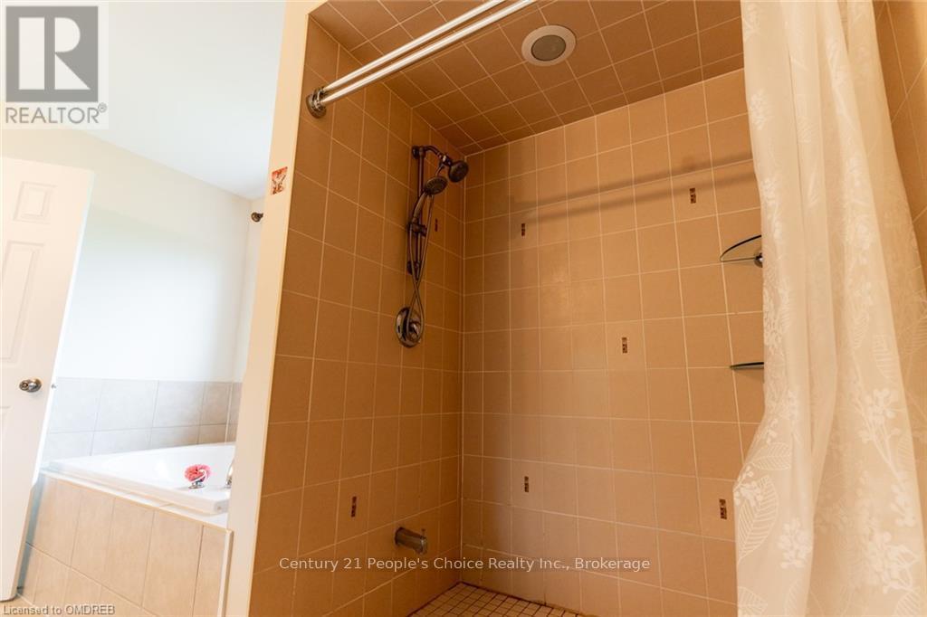 157 Hunter Way, Brantford, Ontario  N3T 0B2 - Photo 23 - X10403767