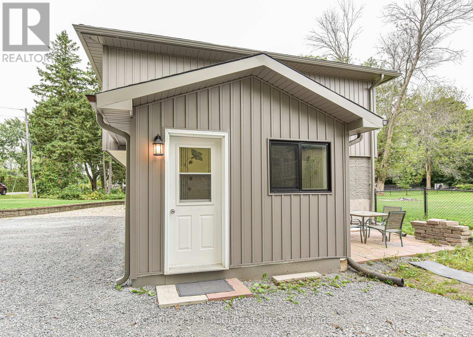 4693 Daniel Street, Ramara, Ontario L3V 6H7 - Photo 29 - S11955795