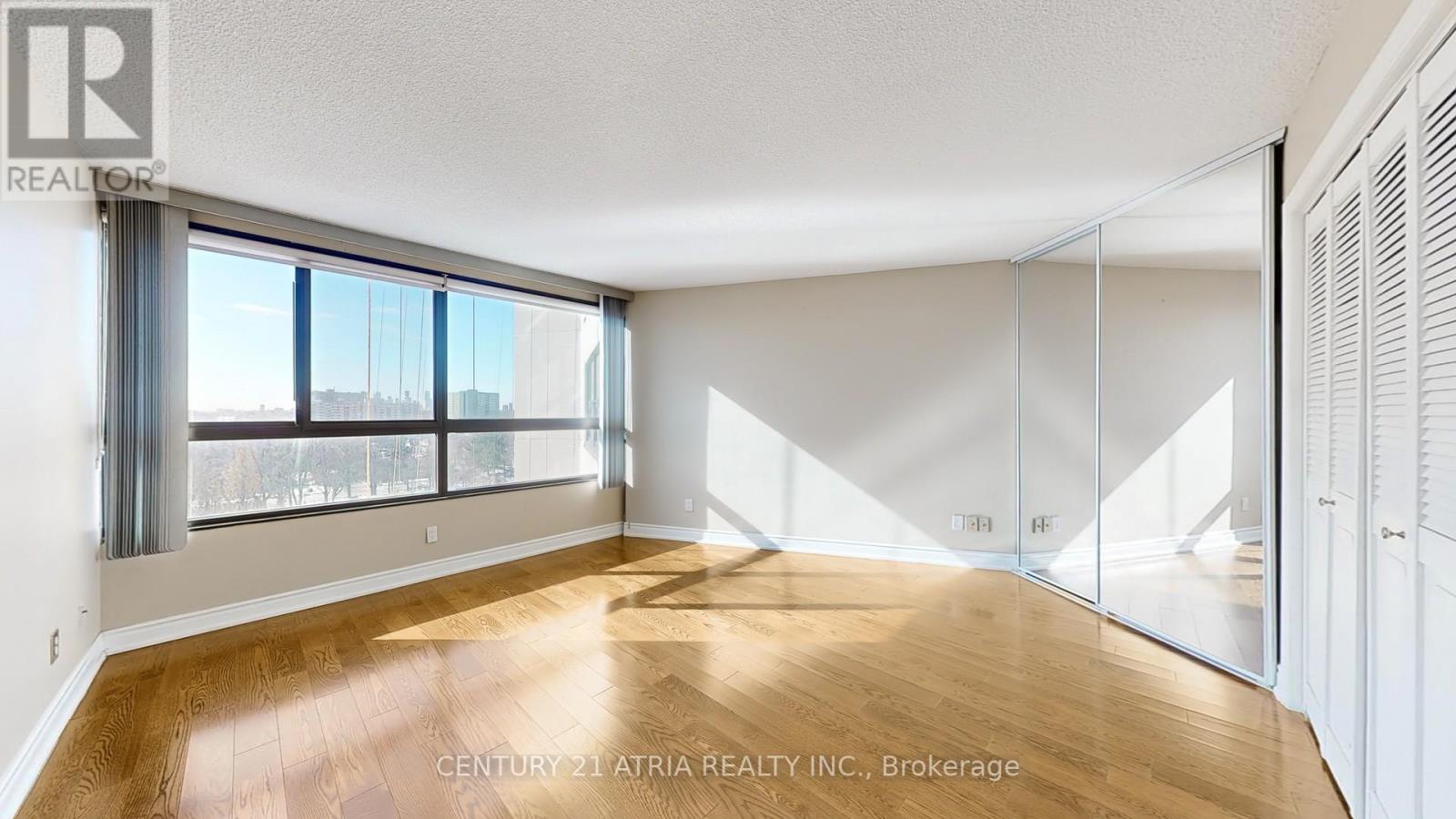 701 - 1300 Bloor Street, Mississauga, Ontario  L4Y 3Z2 - Photo 19 - W11957432