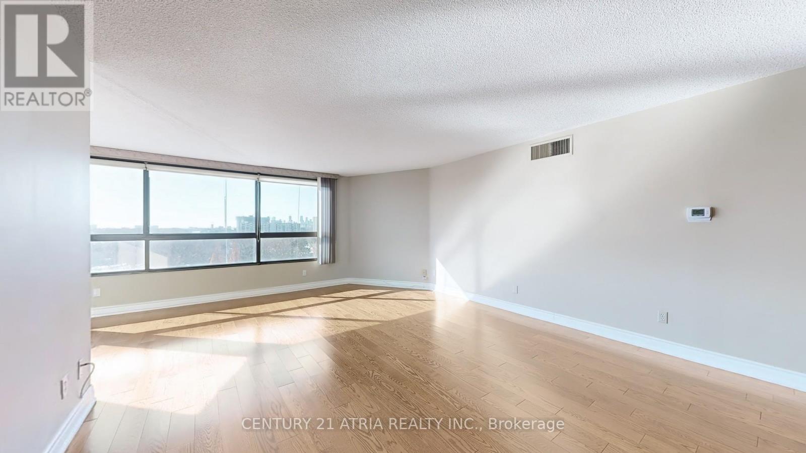 701 - 1300 Bloor Street, Mississauga, Ontario  L4Y 3Z2 - Photo 9 - W11957432