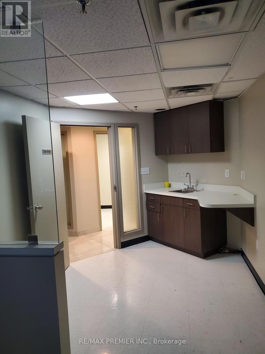 218 - 7330 Yonge Street, Vaughan, Ontario  L4J 7Y7 - Photo 8 - N11957767