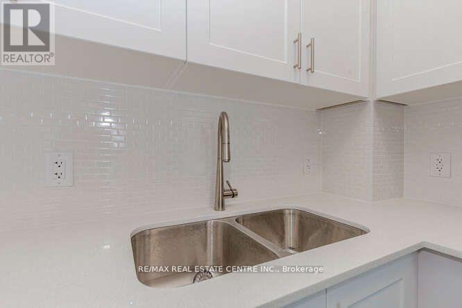 804 - 128 King Street N, Waterloo, Ontario  N2J 2X9 - Photo 15 - X11956390