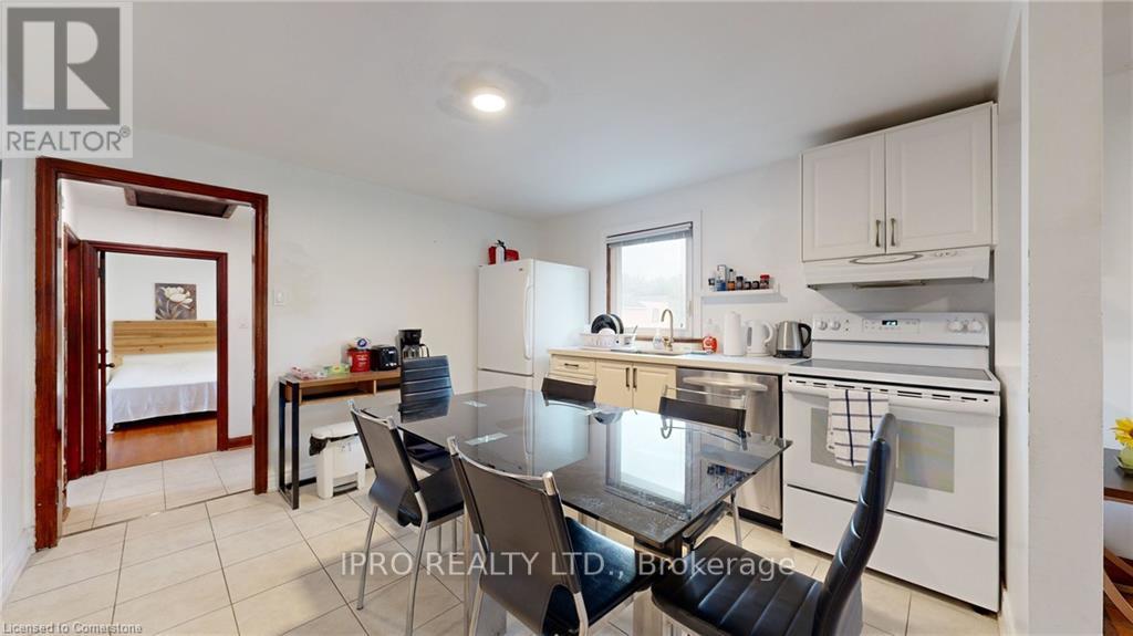 5177 Kitchener Street, Niagara Falls (Clifton Hill), Ontario  L2G 1B4 - Photo 31 - X11956600