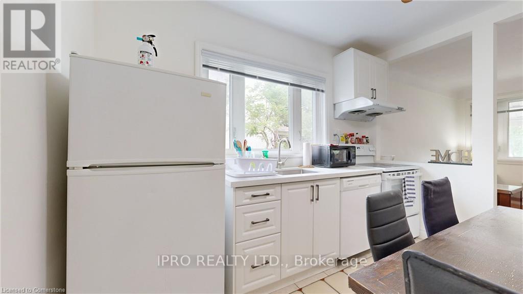 5177 Kitchener Street, Niagara Falls (Clifton Hill), Ontario  L2G 1B4 - Photo 38 - X11956600