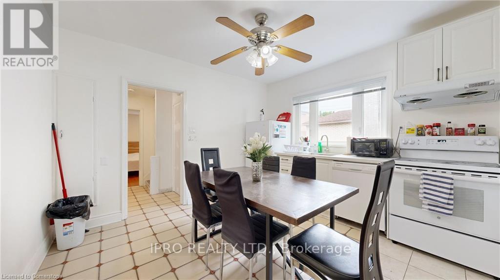 Property at 5177 KITCHENER STREET image 5