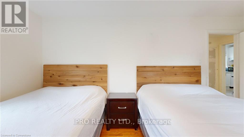 5177 Kitchener Street, Niagara Falls (Clifton Hill), Ontario  L2G 1B4 - Photo 50 - X11956600