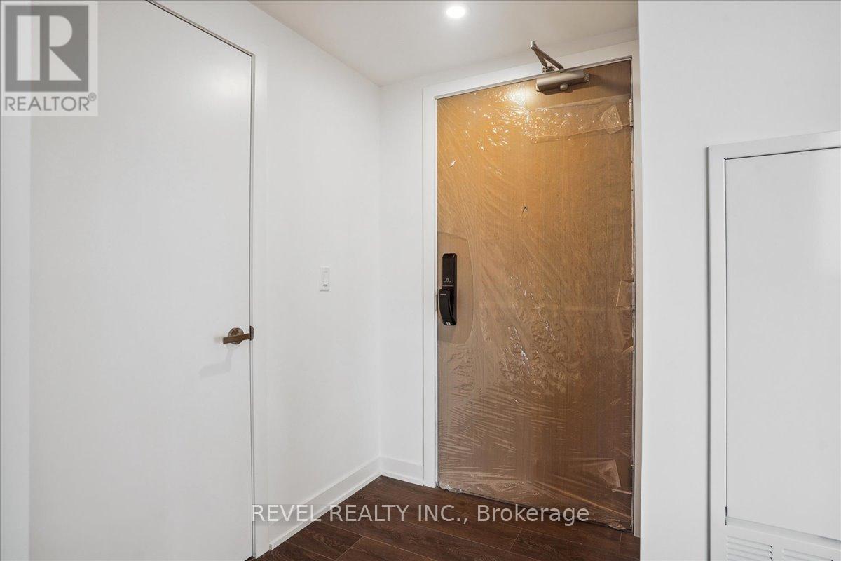 1910 - 370 Martha Street, Burlington (Brant), Ontario  L7R 2P7 - Photo 6 - W11886495