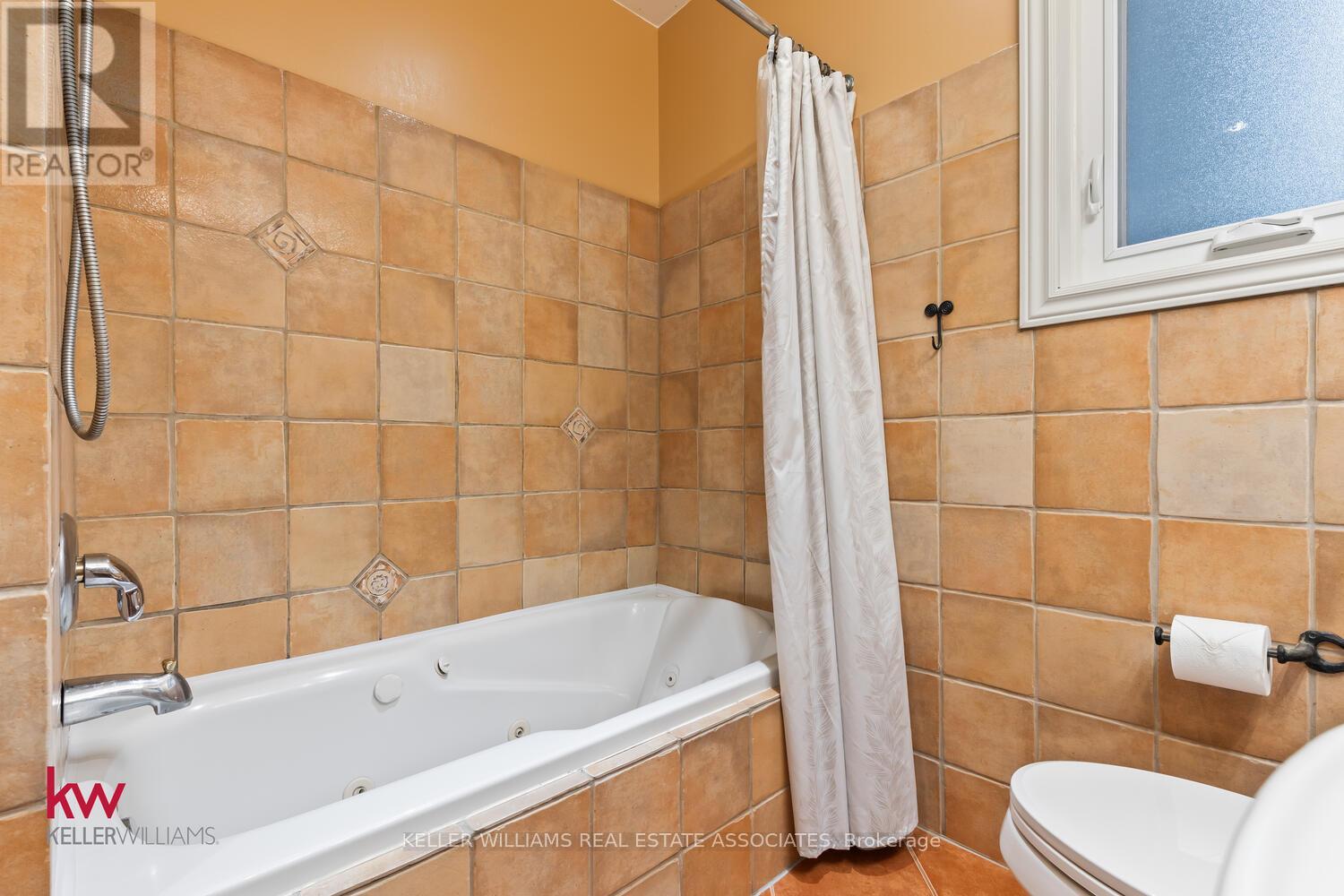 94 Belmont Avenue E, Kitchener, Ontario  N2M 4B9 - Photo 24 - X11956804