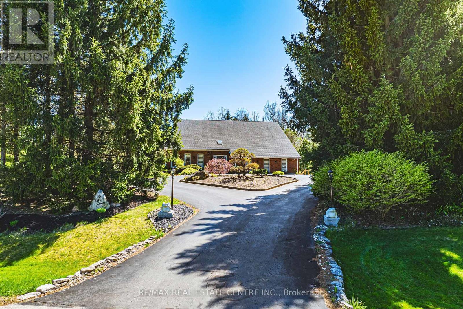 Property at 6 IRIS COURT image 2