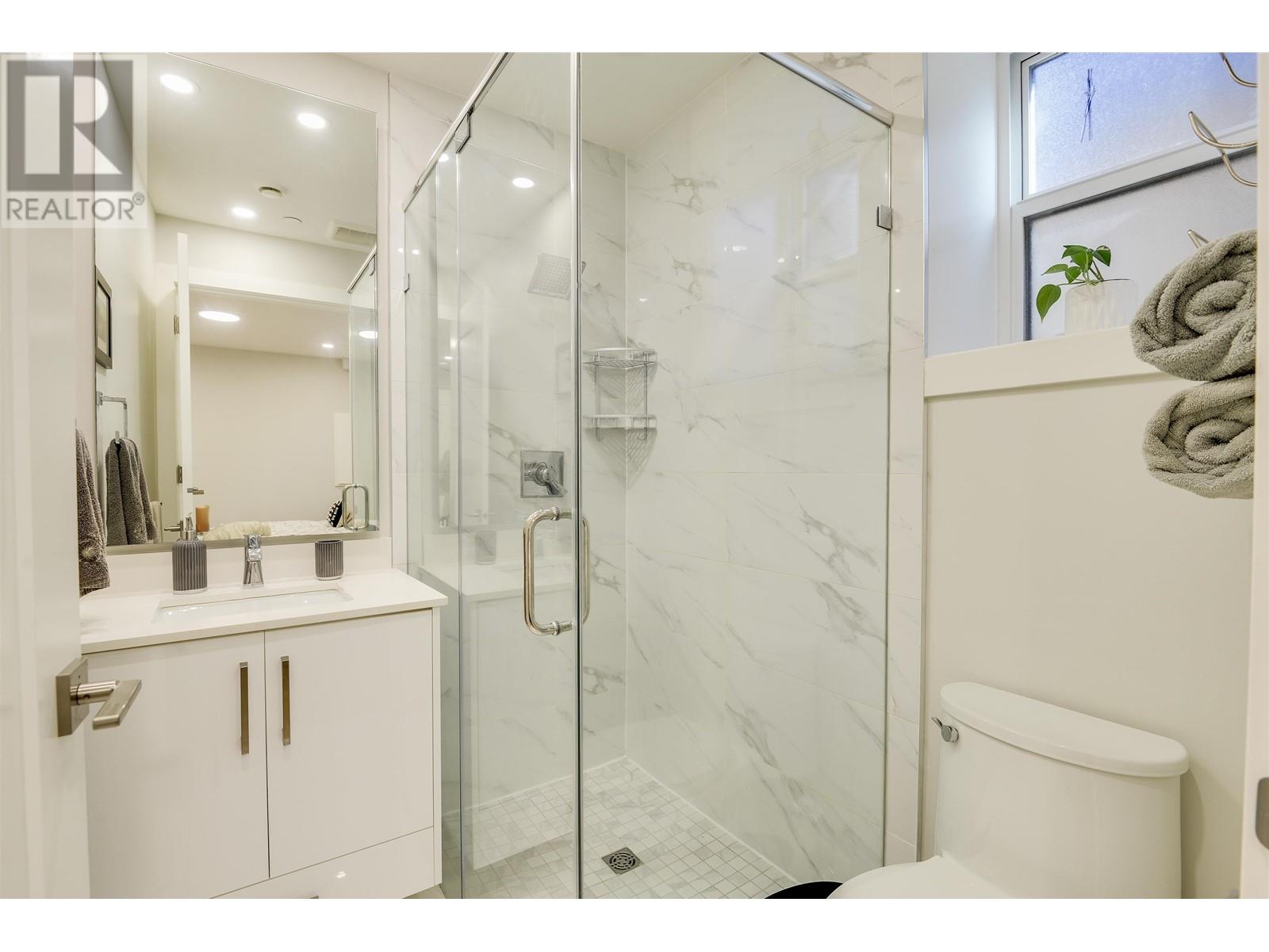 1762 E 14th Avenue, Vancouver, British Columbia  V5N 2E2 - Photo 14 - R2962962