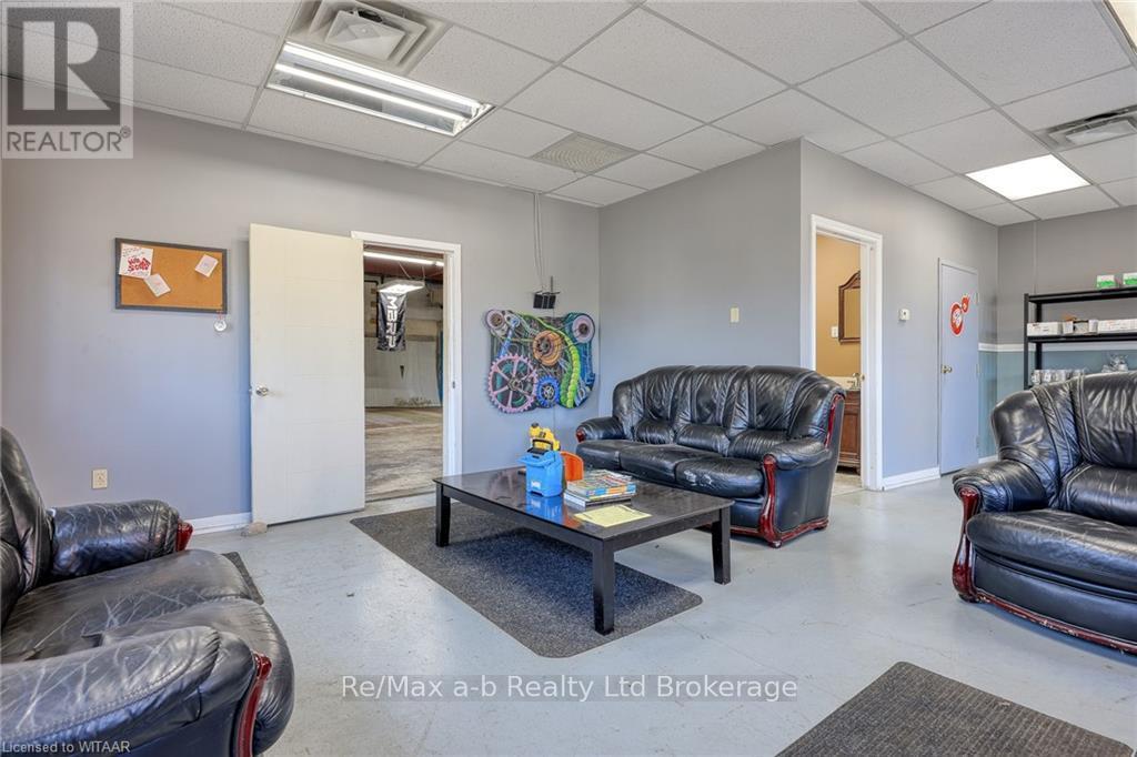 22 Charles Street East Street E, Ingersoll, Ontario  N5C 1J4 - Photo 9 - X10745323