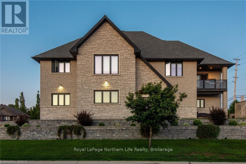 5 Zephyr Heights, North Bay, Ontario  P1B 8G2 - Photo 3 - X11884039