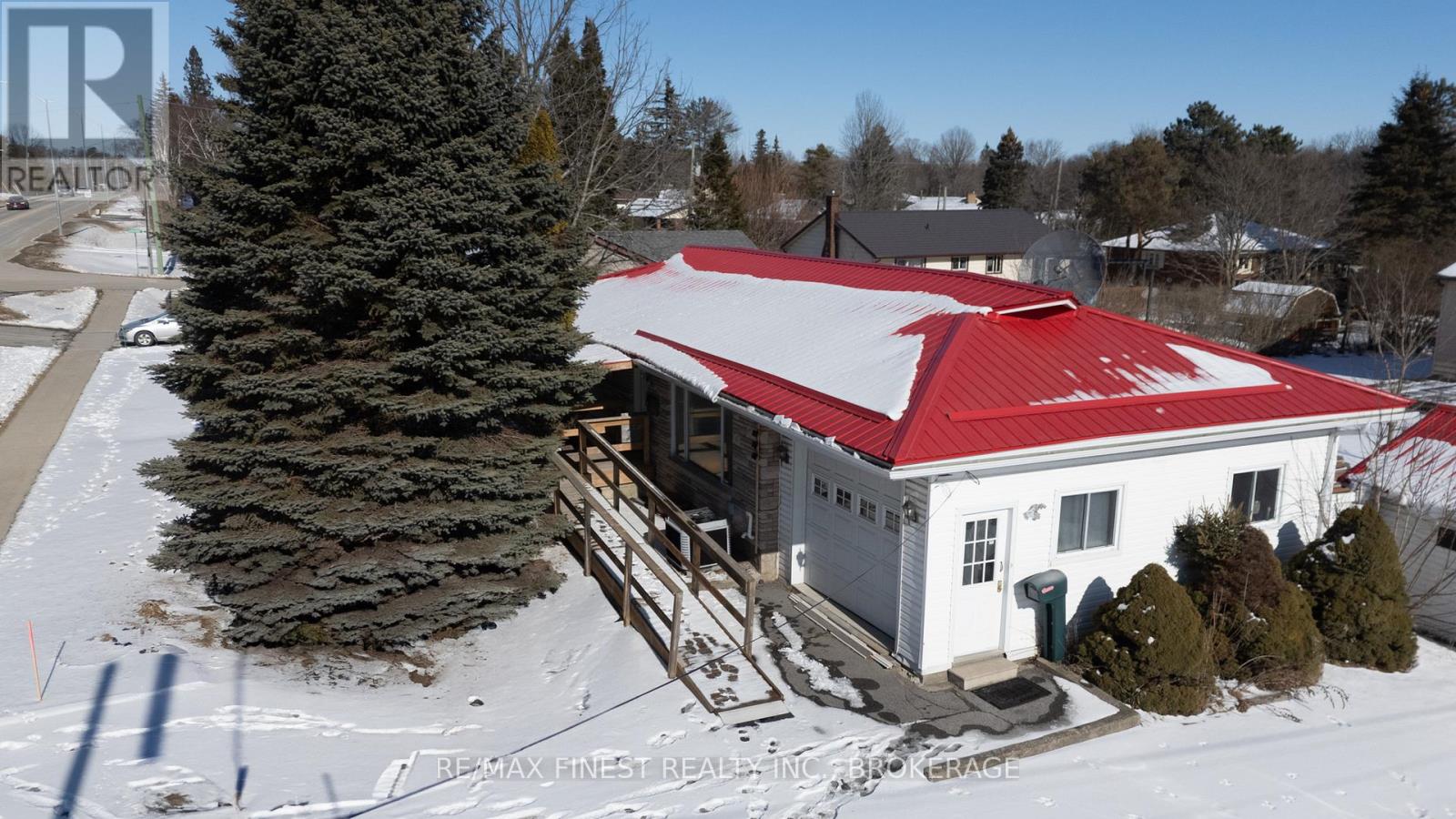 Property at 676 COLLINS BAY ROAD image 3