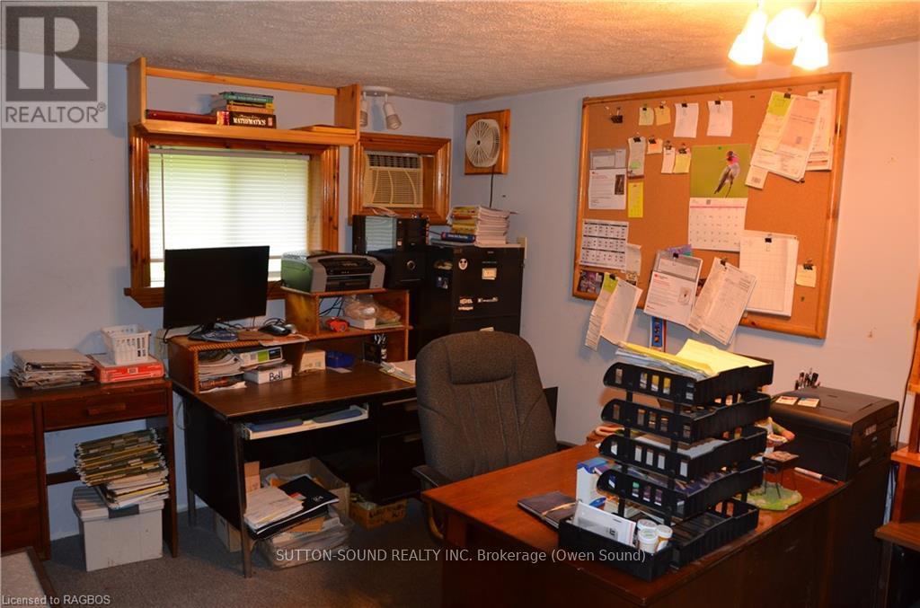402432 Grey Road 4, West Grey, Ontario  N0H 1R0 - Photo 12 - X10850109