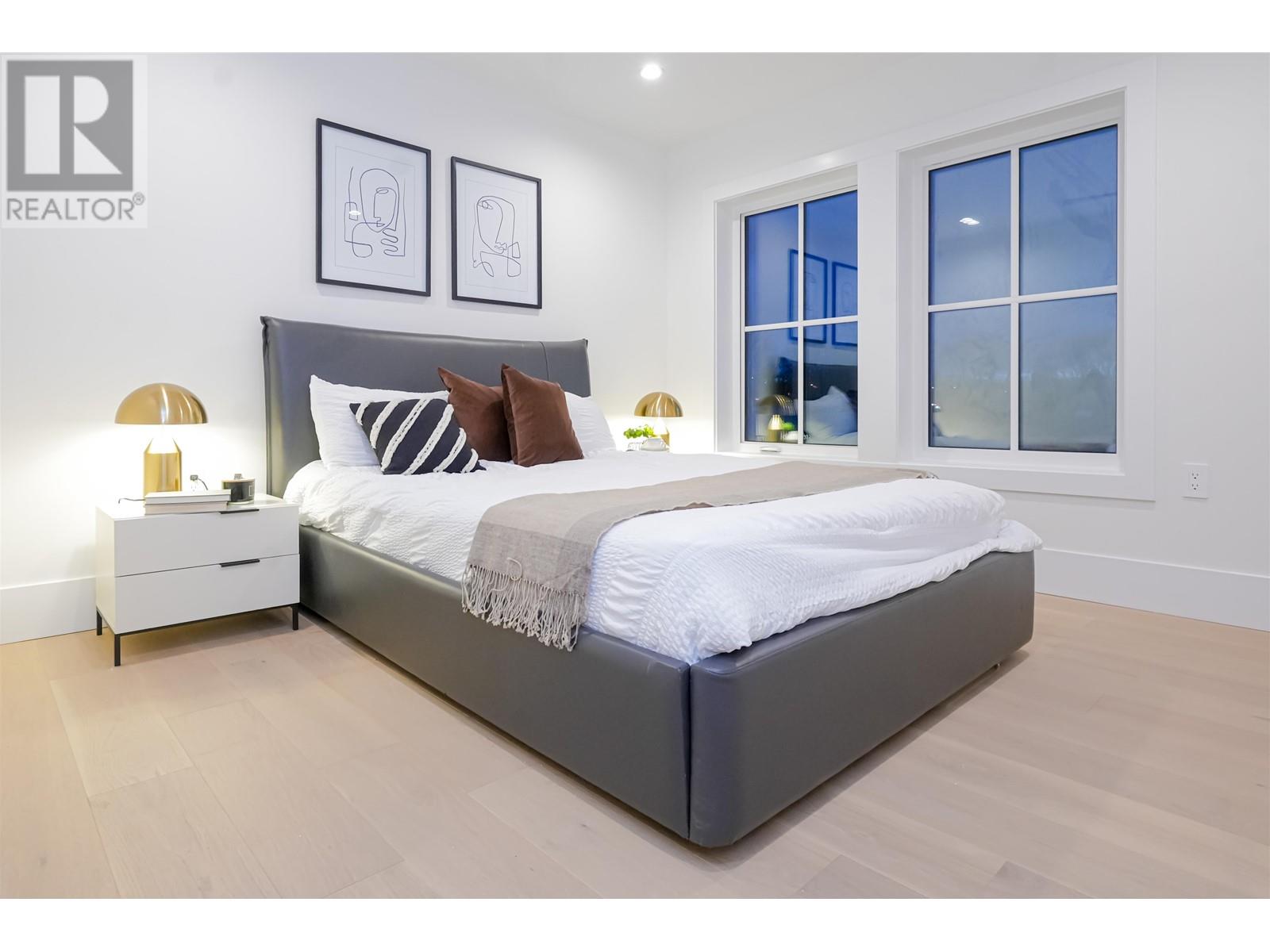 Listing Picture 12 of 23 : 4858 DUMFRIES STREET, Vancouver / 溫哥華 - 魯藝地產 Yvonne Lu Group - MLS Medallion Club Member