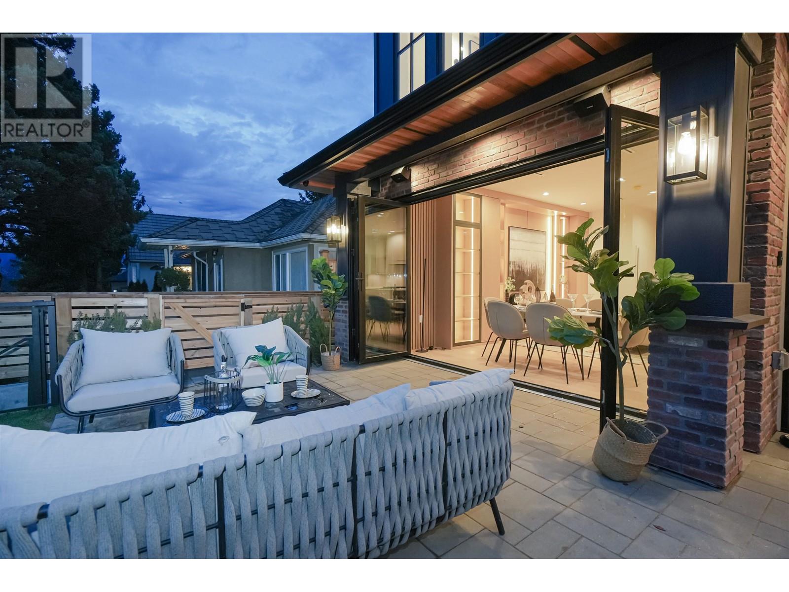 Listing Picture 20 of 23 : 4858 DUMFRIES STREET, Vancouver / 溫哥華 - 魯藝地產 Yvonne Lu Group - MLS Medallion Club Member