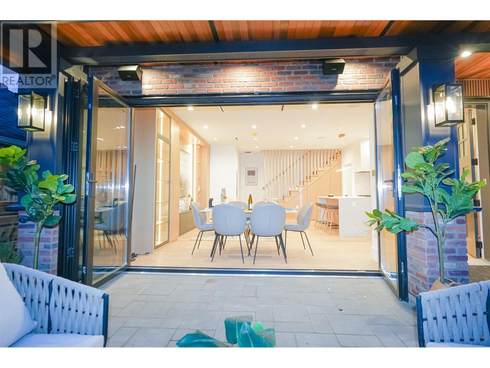 Listing Picture 21 of 23 : 4858 DUMFRIES STREET, Vancouver / 溫哥華 - 魯藝地產 Yvonne Lu Group - MLS Medallion Club Member