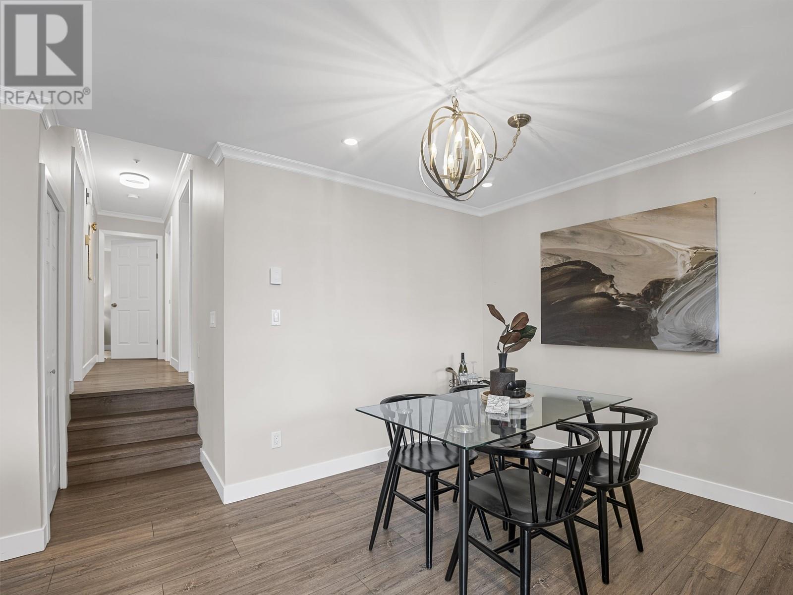 Listing Picture 10 of 29 : 102 3709 PENDER STREET, Burnaby / 本拿比 - 魯藝地產 Yvonne Lu Group - MLS Medallion Club Member