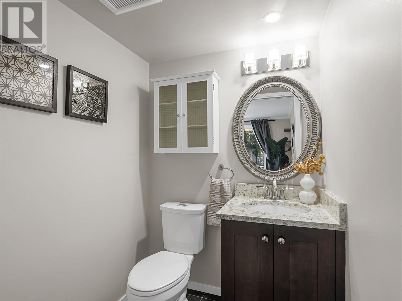 Listing Picture 23 of 29 : 102 3709 PENDER STREET, Burnaby / 本拿比 - 魯藝地產 Yvonne Lu Group - MLS Medallion Club Member