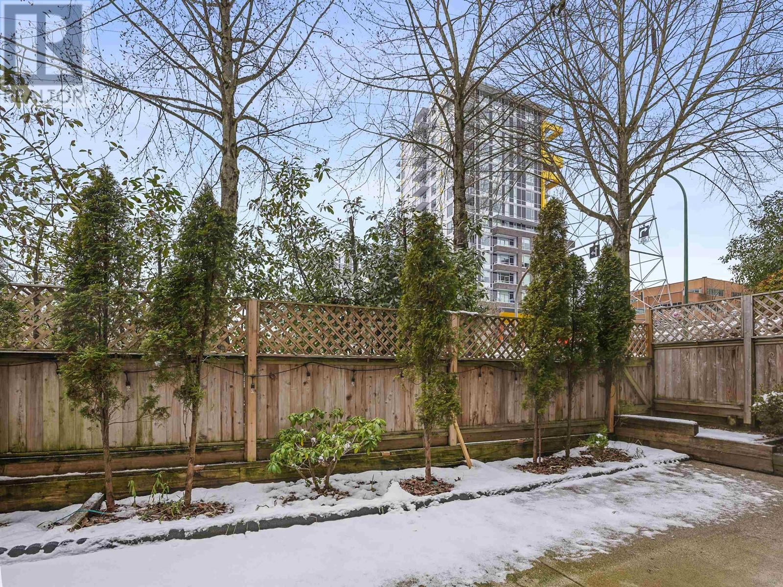 Listing Picture 27 of 29 : 102 3709 PENDER STREET, Burnaby / 本拿比 - 魯藝地產 Yvonne Lu Group - MLS Medallion Club Member