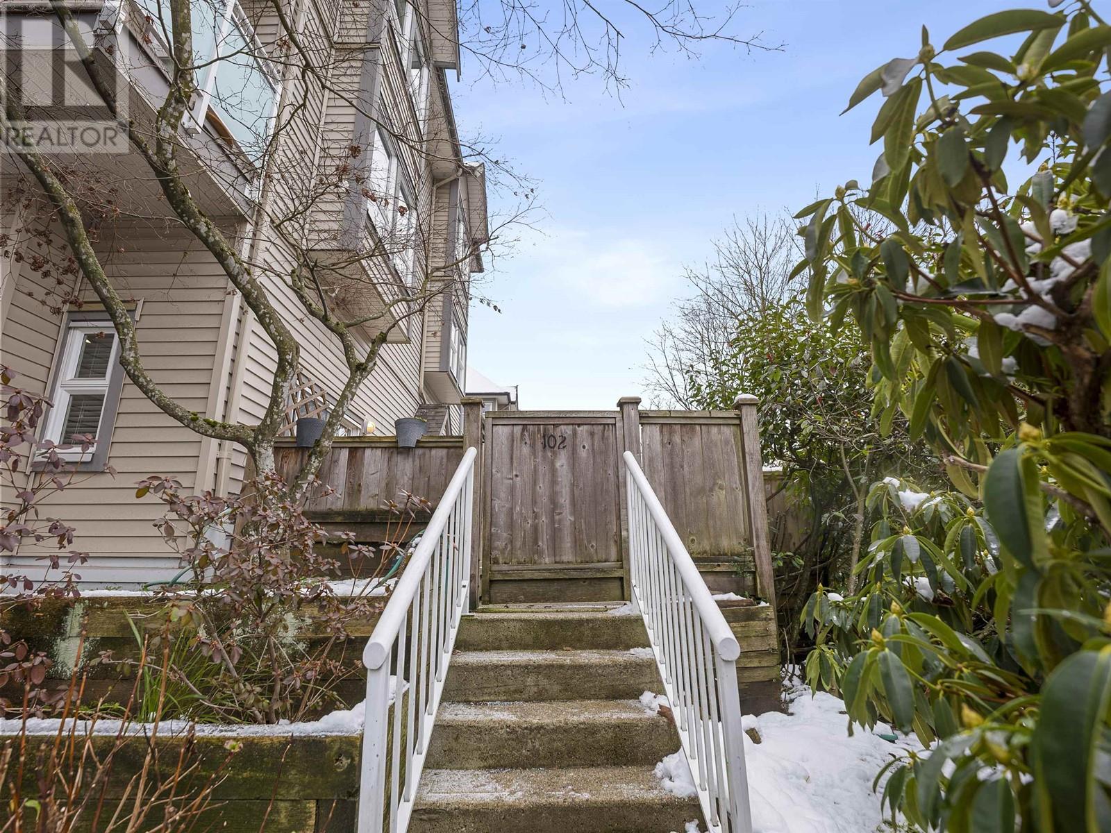 Listing Picture 29 of 29 : 102 3709 PENDER STREET, Burnaby / 本拿比 - 魯藝地產 Yvonne Lu Group - MLS Medallion Club Member