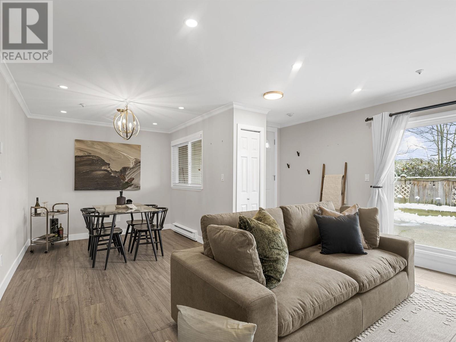 Listing Picture 7 of 29 : 102 3709 PENDER STREET, Burnaby / 本拿比 - 魯藝地產 Yvonne Lu Group - MLS Medallion Club Member