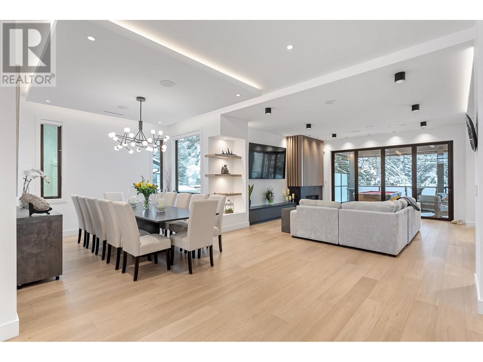 Property at 2969 COVE PLACE image 3