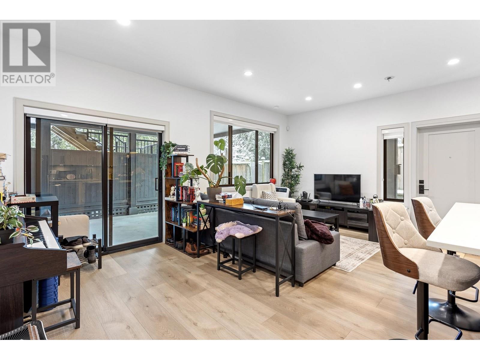 2969 Cove Place, Coquitlam, British Columbia  V3C 3R6 - Photo 30 - R2963781