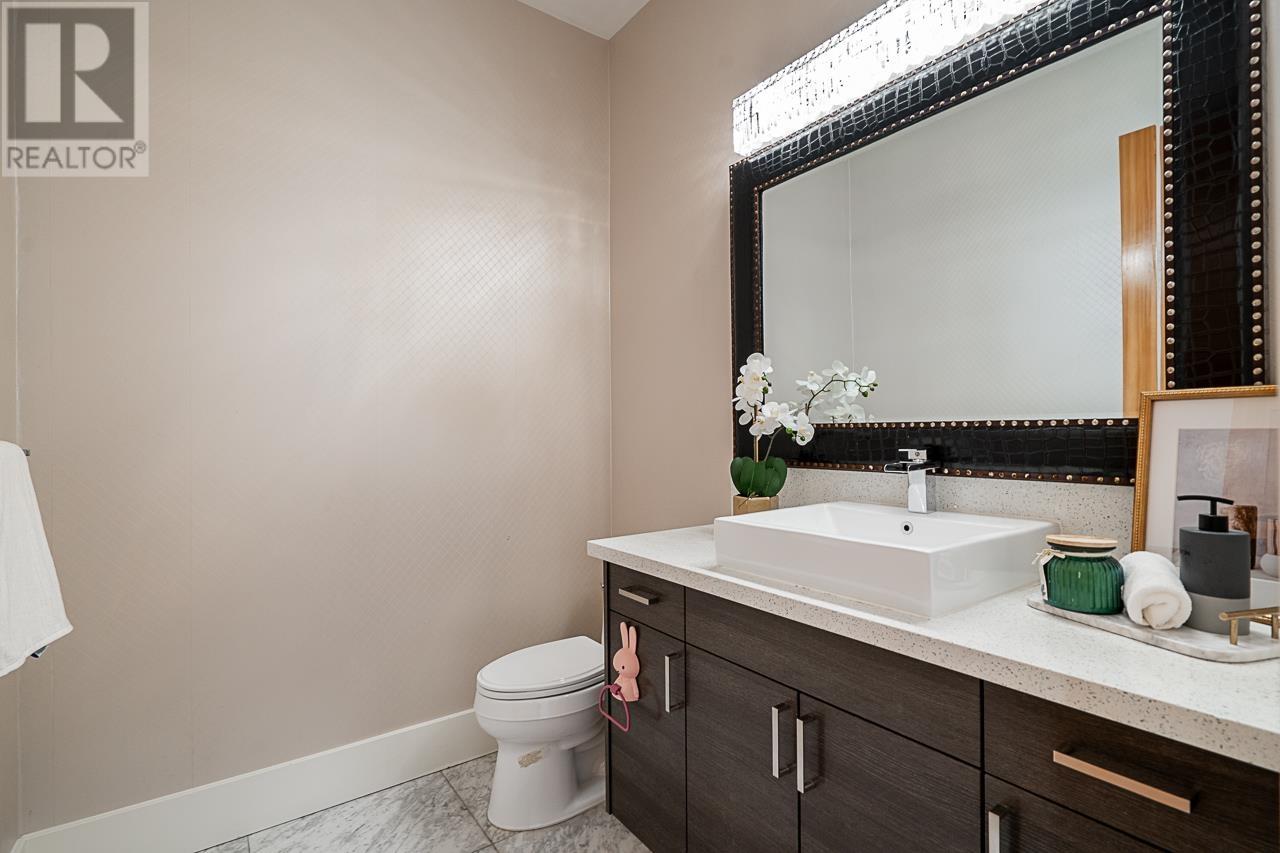 Listing Picture 20 of 40 : 3071 BLUNDELL ROAD, Richmond / 烈治文 - 魯藝地產 Yvonne Lu Group - MLS Medallion Club Member