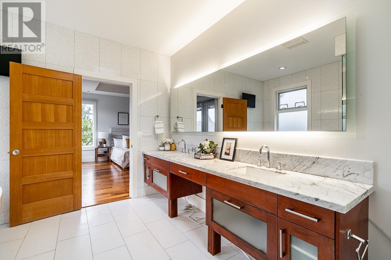 Listing Picture 26 of 40 : 3071 BLUNDELL ROAD, Richmond / 烈治文 - 魯藝地產 Yvonne Lu Group - MLS Medallion Club Member