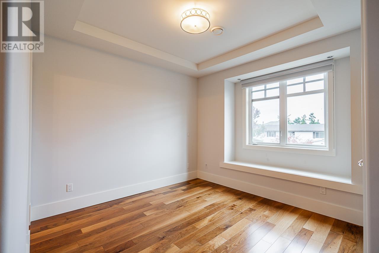 Listing Picture 30 of 40 : 3071 BLUNDELL ROAD, Richmond / 烈治文 - 魯藝地產 Yvonne Lu Group - MLS Medallion Club Member