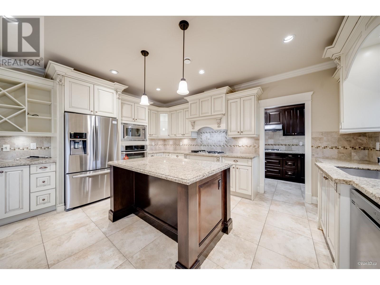 Listing Picture 14 of 40 : 8428 LAIDMORE ROAD, Richmond / 烈治文 - 魯藝地產 Yvonne Lu Group - MLS Medallion Club Member