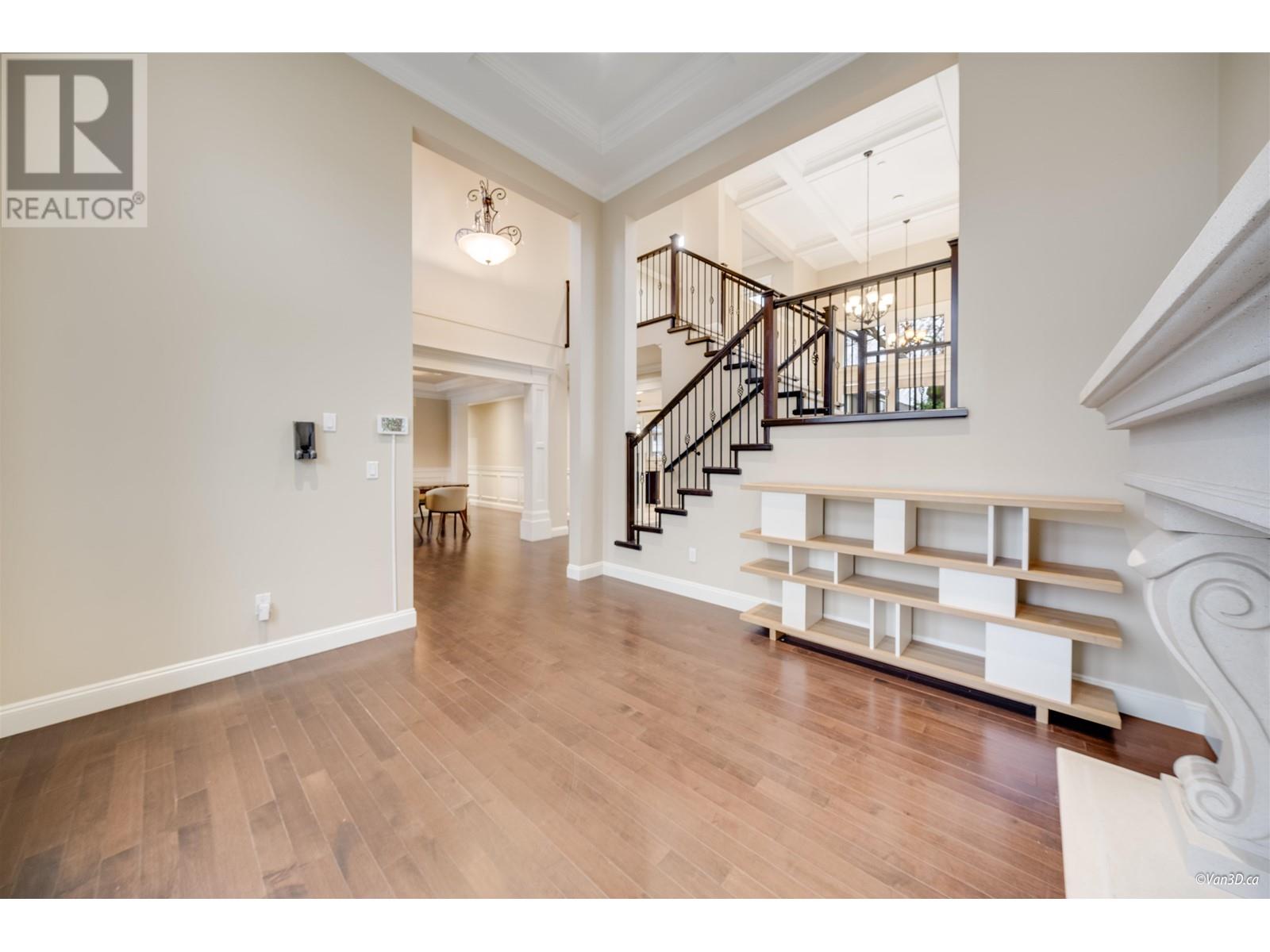 Listing Picture 18 of 40 : 8428 LAIDMORE ROAD, Richmond / 烈治文 - 魯藝地產 Yvonne Lu Group - MLS Medallion Club Member