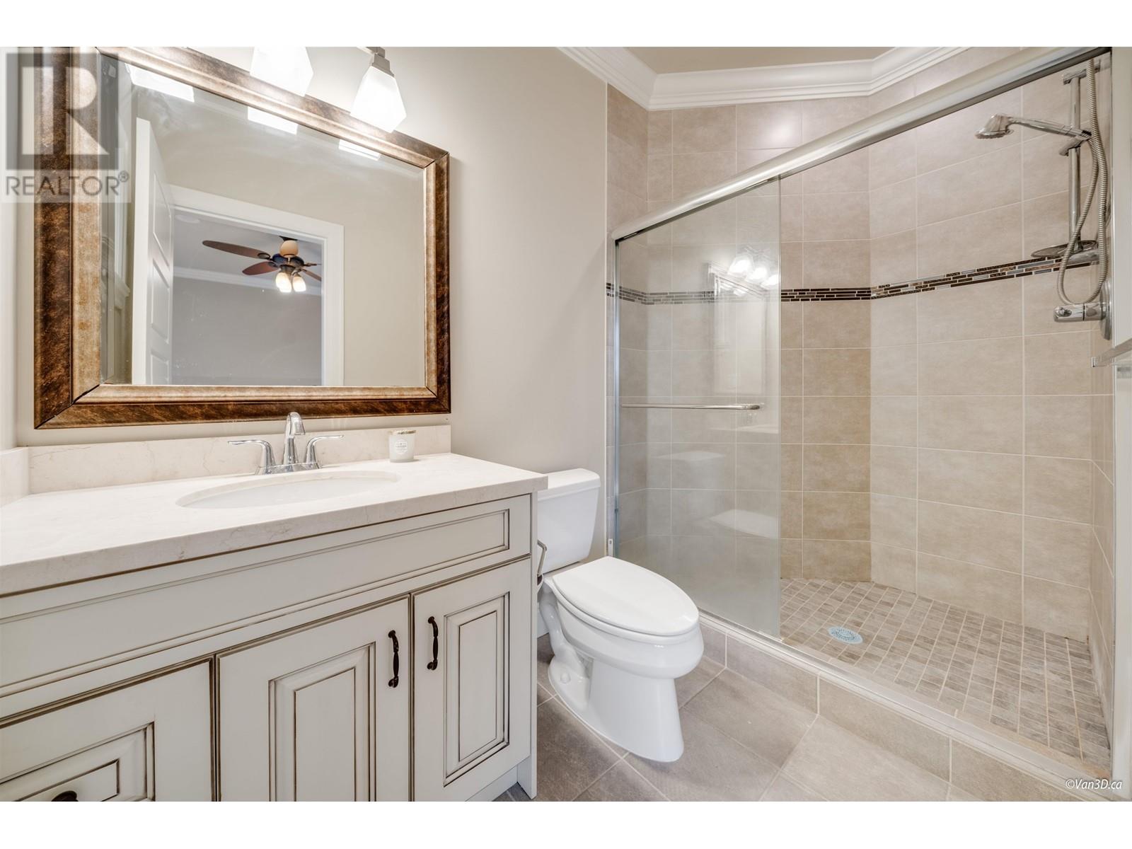 Listing Picture 31 of 40 : 8428 LAIDMORE ROAD, Richmond / 烈治文 - 魯藝地產 Yvonne Lu Group - MLS Medallion Club Member