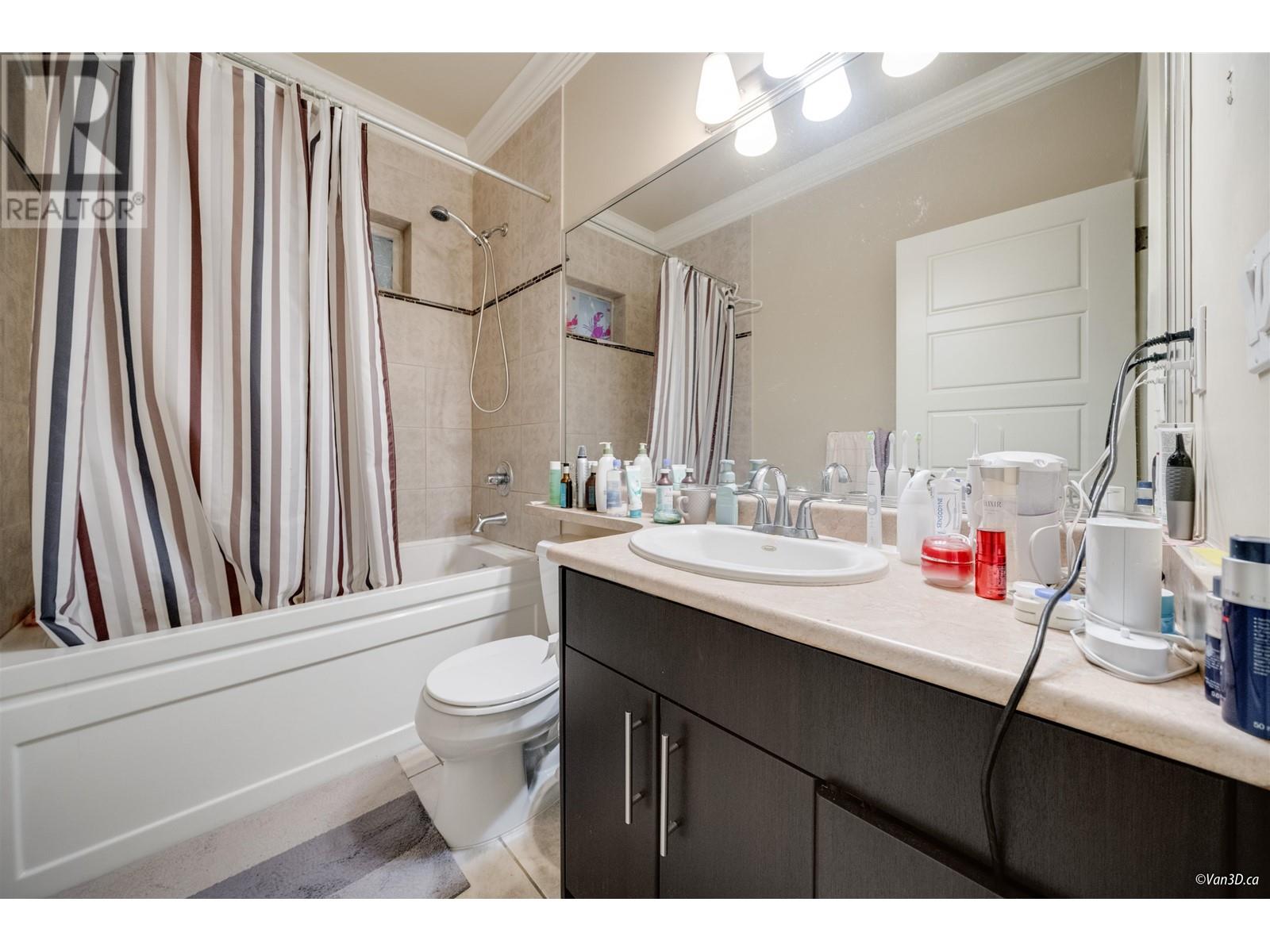 Listing Picture 37 of 40 : 8428 LAIDMORE ROAD, Richmond / 烈治文 - 魯藝地產 Yvonne Lu Group - MLS Medallion Club Member