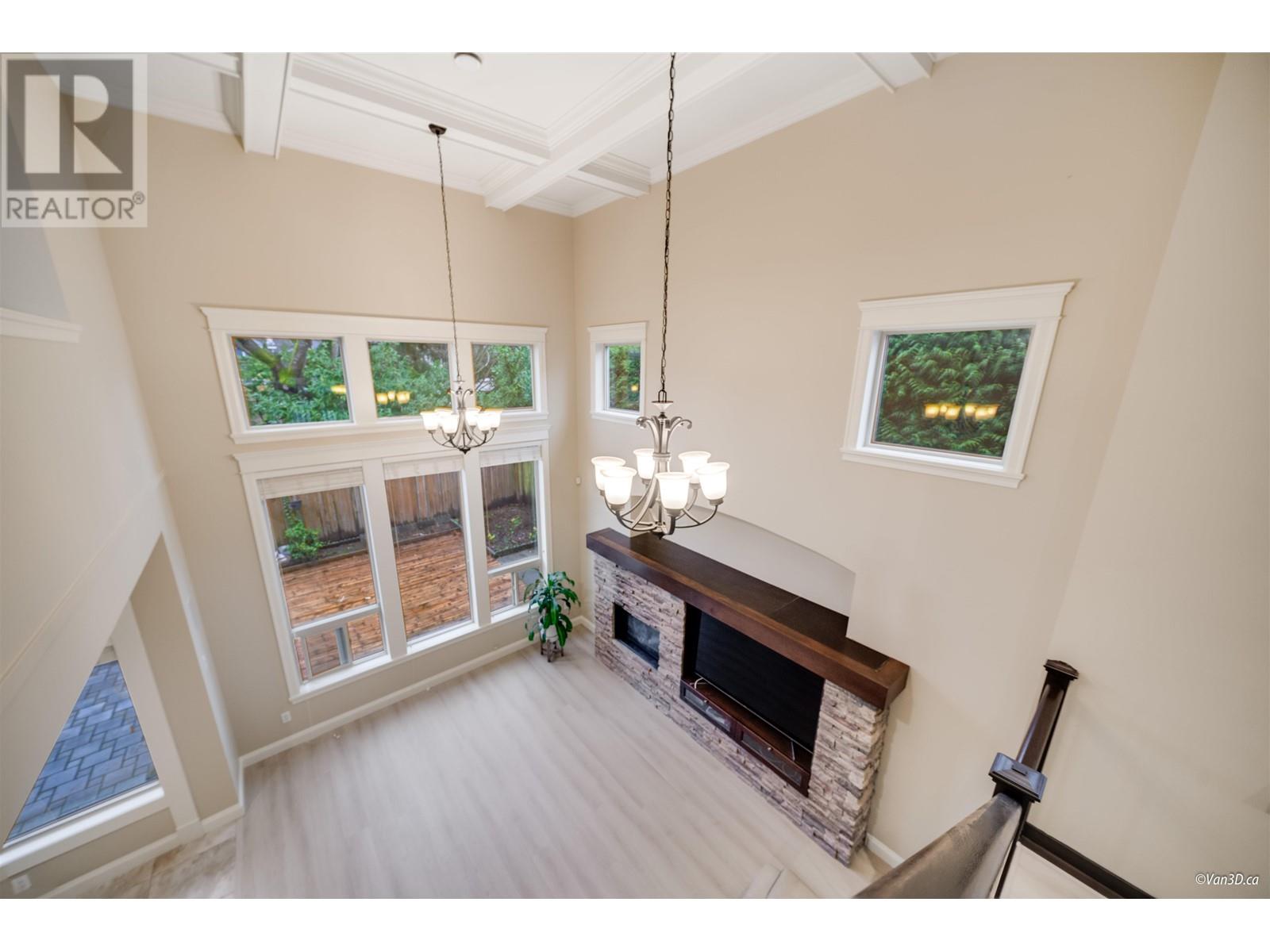 Listing Picture 6 of 40 : 8428 LAIDMORE ROAD, Richmond / 烈治文 - 魯藝地產 Yvonne Lu Group - MLS Medallion Club Member