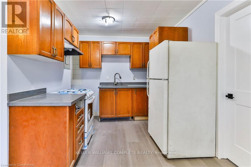 1256 King Street E, Hamilton (Gibson), Ontario  L8M 1G8 - Photo 7 - X11957913